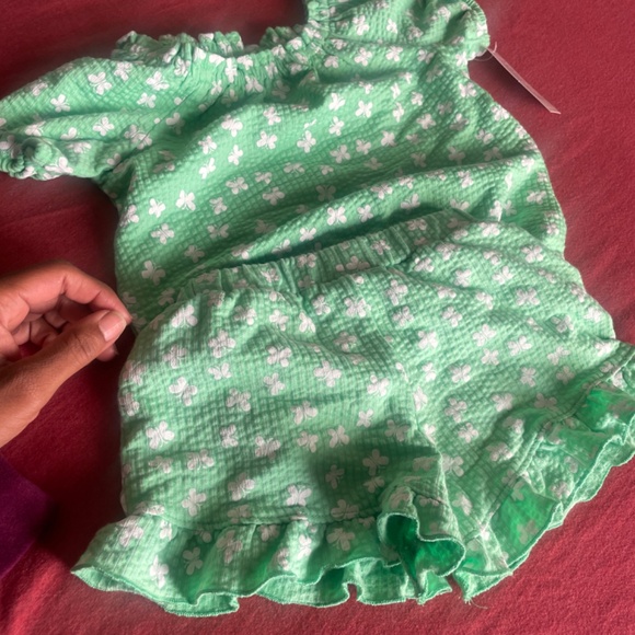 Short Set - Picture 5 of 5